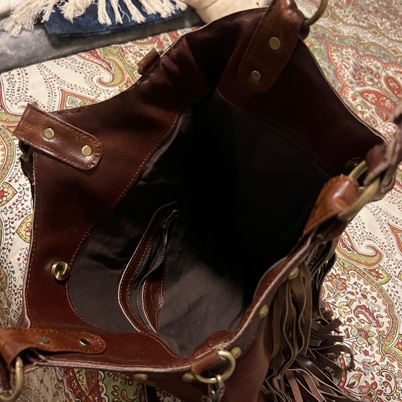 brown leather fringe purse - Picture 2 of 3